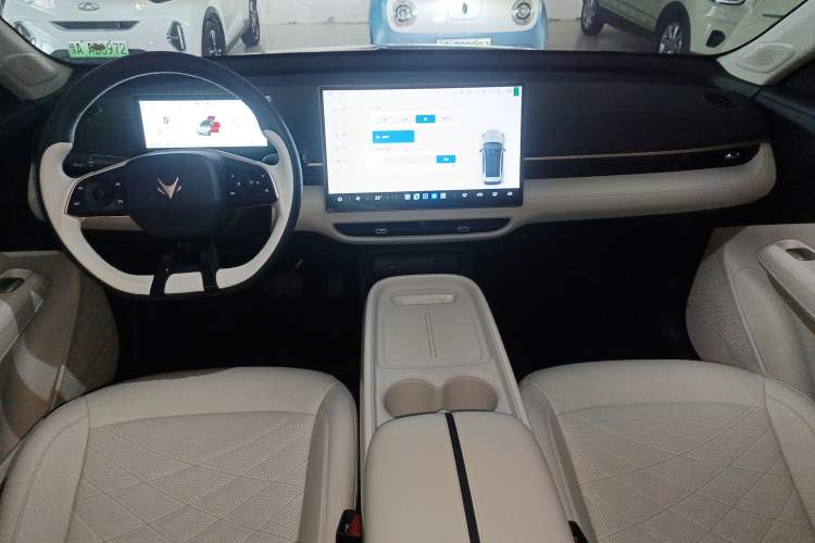 Used ARCFOX T1 2025 Model 425 PLUS