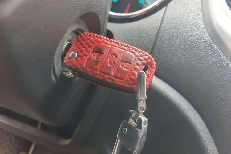 Used CHANGAN CS35 2015 1.6L Manual Luxury Model China IV Standard
