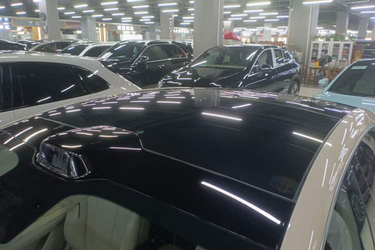 Used Hima Luxeed S7 2025 855 km Max