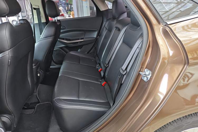 Used Ford Escort 2015 1.5L Automatic Fashion Model
