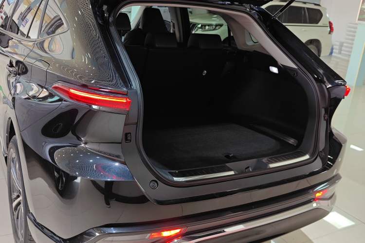 Used Toyota Venza 2022 2.0L CVT Two-Wheel Drive Luxury Edition
