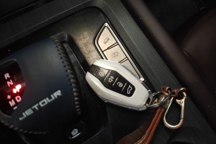 Used JETOUR X90 PLUS 2024 1.6TD DCT Villa PRO 7-Seater
