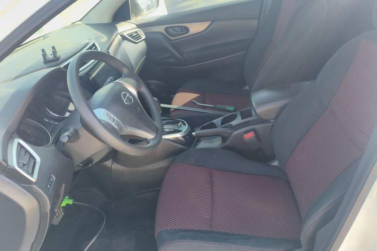 Used Nissan Qashqai 2017 1.2T CVT Fashion Edition
