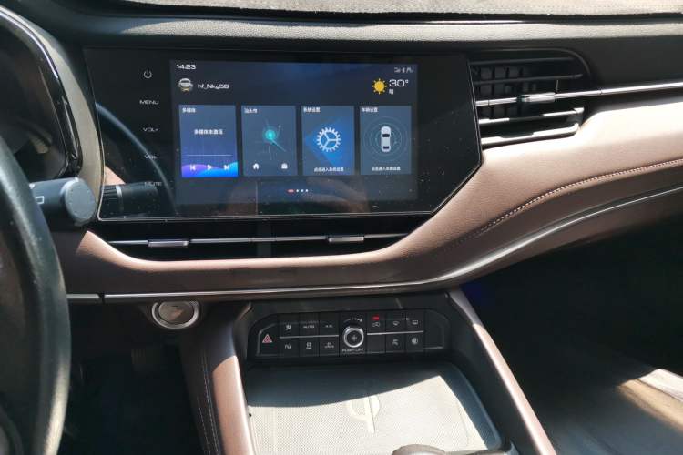 Used Haval F7 2020 1.5T Two-Wheel Drive i-Trend Audio And AC Panel