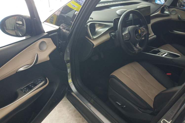 Used BYD Dolphin 2023 420 km Fashion Edition
