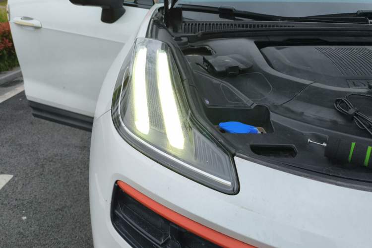 Used Lynk & Co 06 2020 1.5T YAO Halo Right Front Headlight