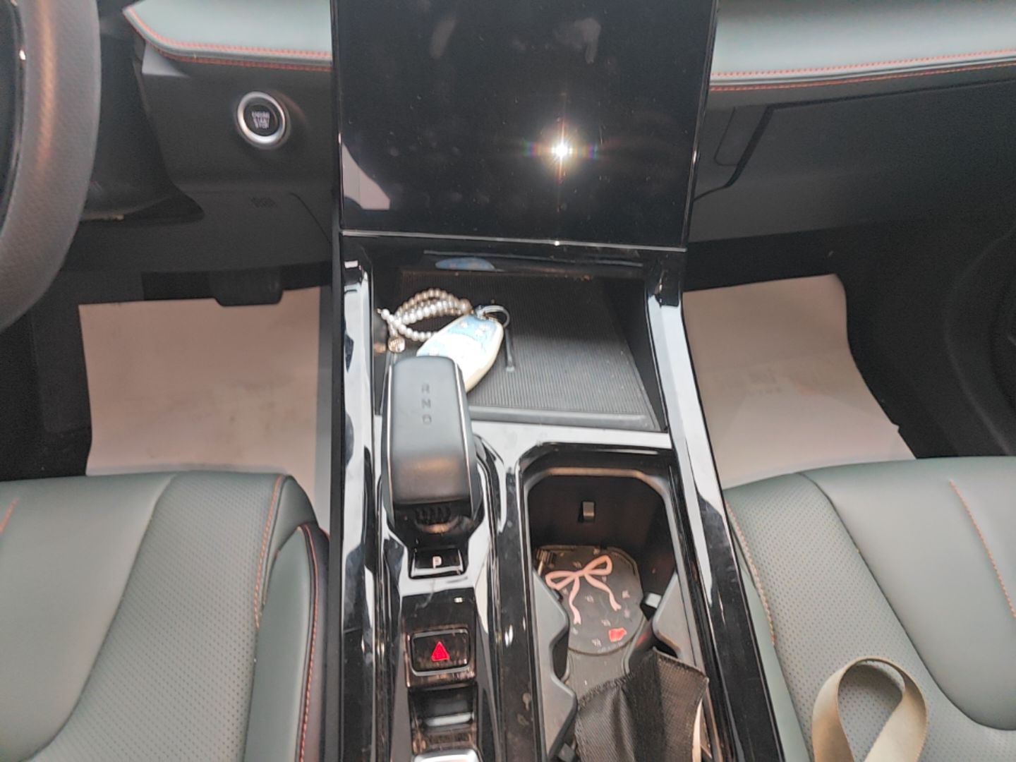 Geely Auto Emgrand X7 Sport 2024 1.5TD Dragon Edition — снимка 16
