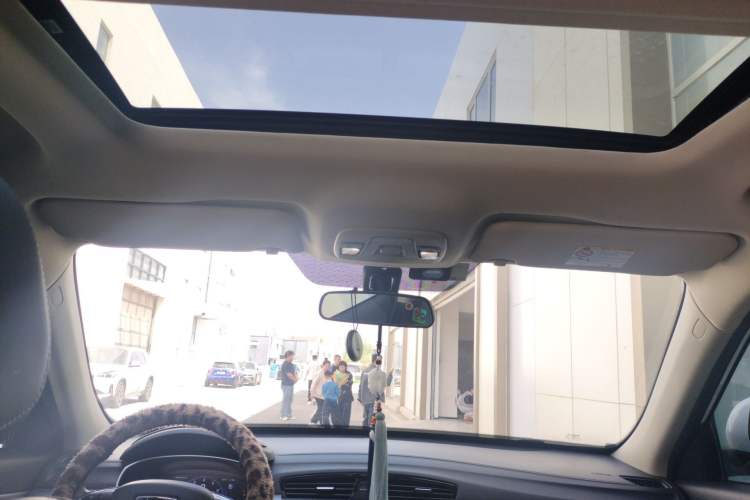 Used Geely Auto Emgrand X7 Sport 2021 Million Edition 1.8TD DCT Two-Wheel Drive Comfort Model
