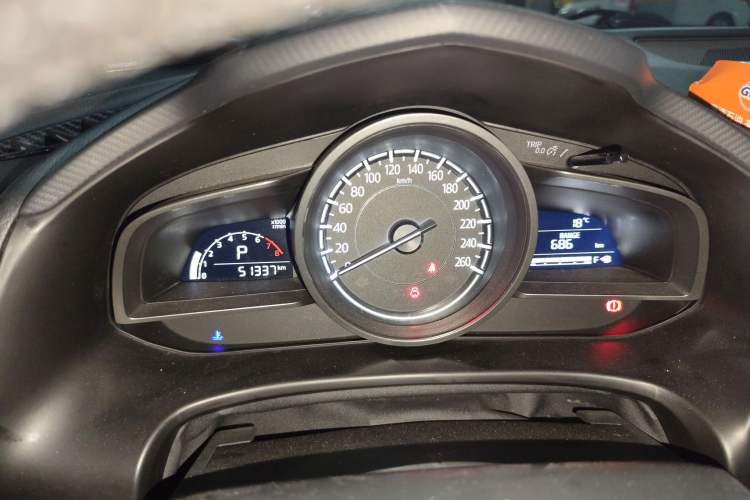 Used Mazda 3 Axela 2017 Sedan 1.5L Automatic Comfort Model China VI Standard Instrument Cluster
