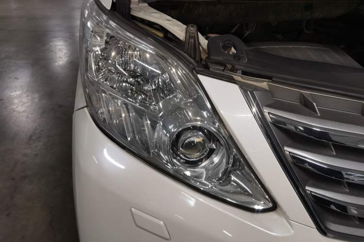 Used Toyota Alphard 2012 3.5L Luxury Edition
