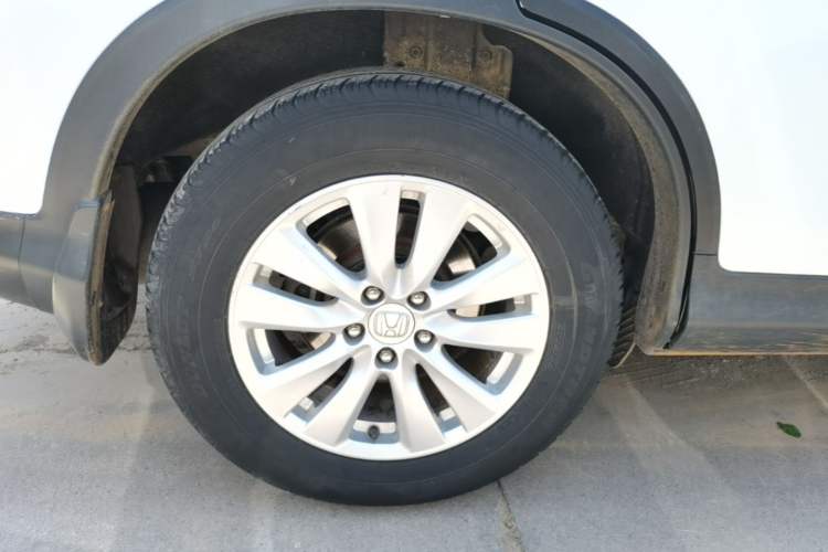Used Honda CR-V 2015 2.0L two-wheel drive urban version