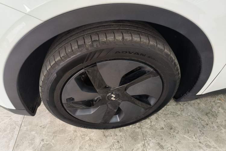 Used ONVO L60 2025 Model—60 kWh Rear-Wheel-Drive Version
