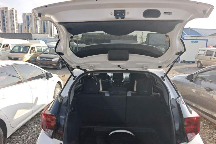 Used Toyota YARiS L Zhi Xuan 2021 X-Trail 1.5L CVT Leading Edition
