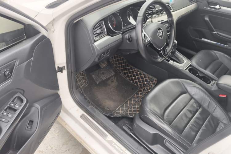 Used Volkswagen Lamando 2015 280TSI DSG Comfort Edition
