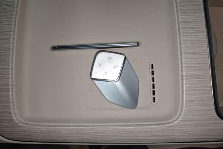 Used Deepal S09 2025 Four-Wheel Drive Ultra+ Custom Edition
