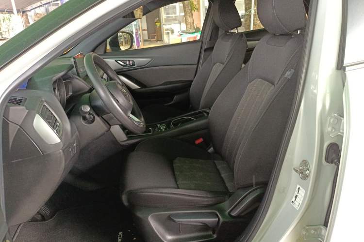 Used Mazda CX-4 2018 2.0L Automatic Two-Wheel Drive Blue Sky Dynamic Version China V Standard Left Front Seat