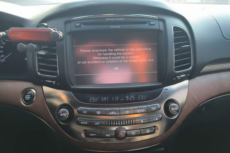 Used SsangYong Chairman 2012 3.6 CW700L Extended Version
