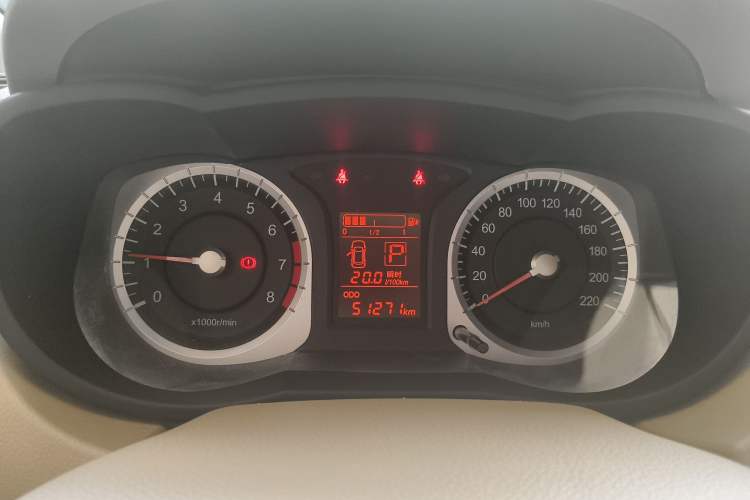Used Venucia D50 2013 1.6L Automatic Fashion Edition Instrument Cluster