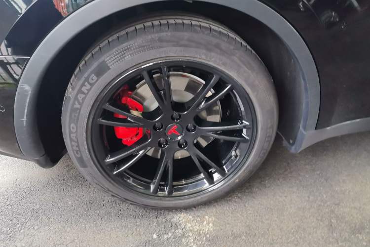 Used Tesla Model Y 2023 Rear-Wheel-Drive Version