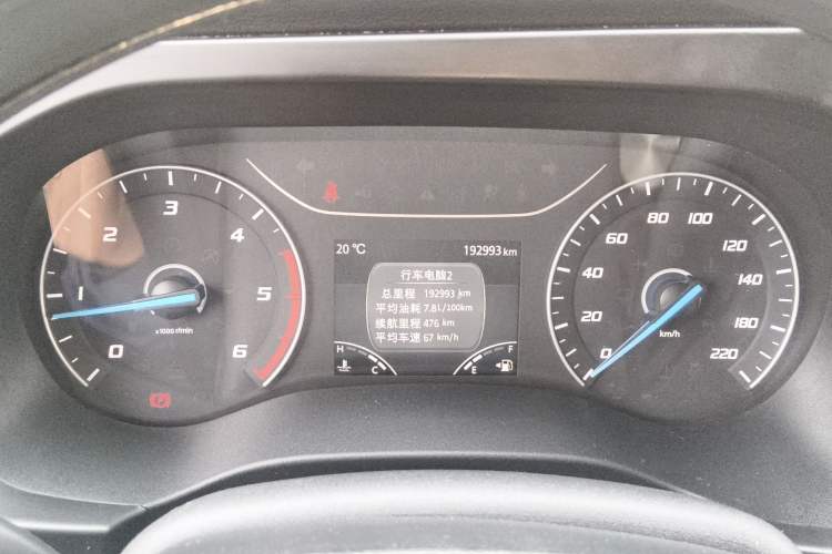 Used JMC Fushun 2023 2.0T Manual Diesel Long-Wheelbase High-Roof Business Van with Dual Rear Tires 6–9 Seats Instrument Cluster