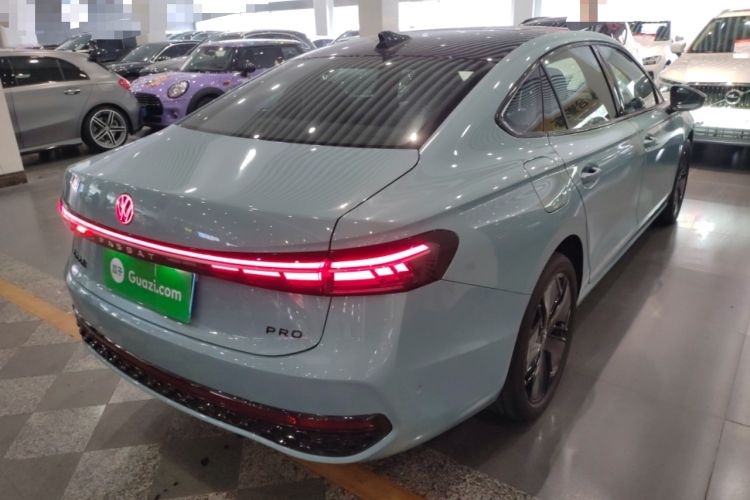 Used Volkswagen Passat 2025 Pro 380TSI Starry Dragon Luxury Edition
