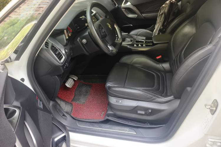 Used DS 5 2013 1.6T Luxury Edition THP200