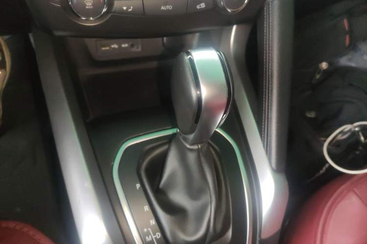 Used Renault Kadjar 2016 2.0L Two-Wheel Drive Leading Edition Gear Lever