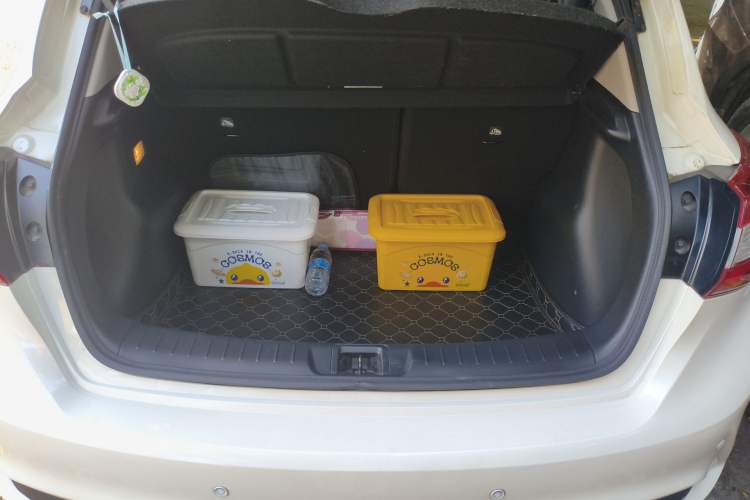 Used Nissan Tiida 2020 1.6L CVT Smart Drive Edition Trunk