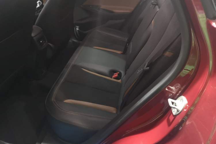 Used Buick Encore 2020 20T CVT Luxury Edition Left Rear Seat