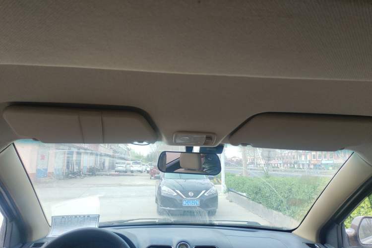 Used Wuling Hongguang 2014 1.5L S Comfort Model
