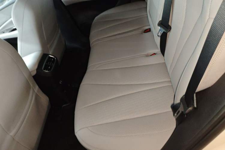 Used BYD Sealion 06 New Energy 2025 Model DM-i 170 Navigation Pro Edition
