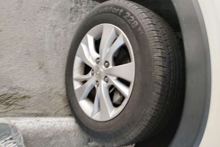 Used Honda Vezel 2017 1.5L CVT 2WD Comfort Model Right Front Wheel Hub