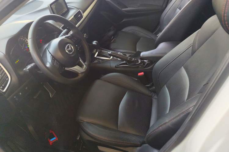 Used Mazda 3 Axela 2016 Sedan 2.0L Automatic Sport Model
