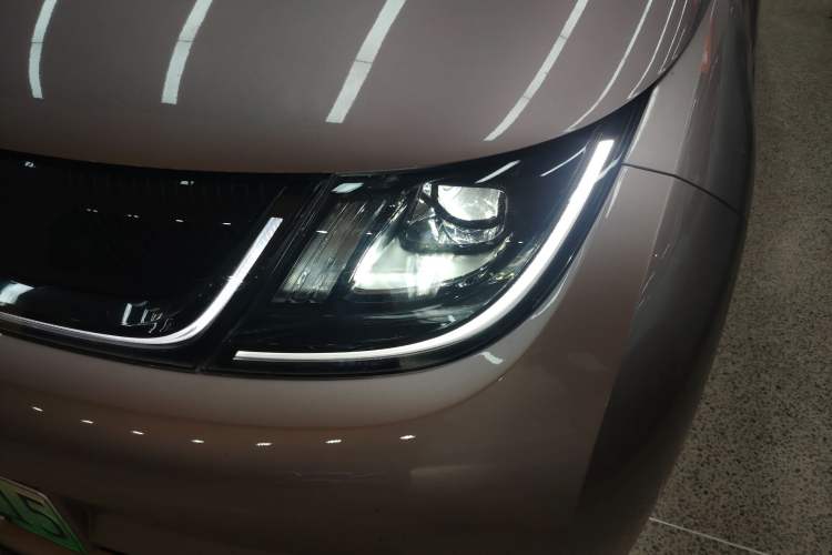Used BYD Dolphin 2021 405 km Fashion Edition Left Front Headlight