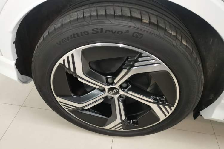 Used Audi Q4 e-tron 2023 40 e-tron Boundary Edition