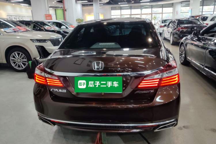 Used Honda Accord 2016 2.0L Elite Edition
