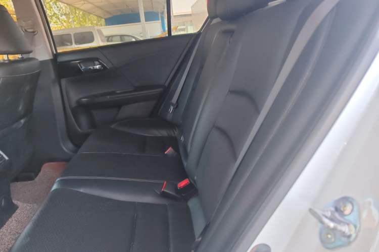 Used Honda Accord 2016 2.0L Elite Edition Left Rear Seat