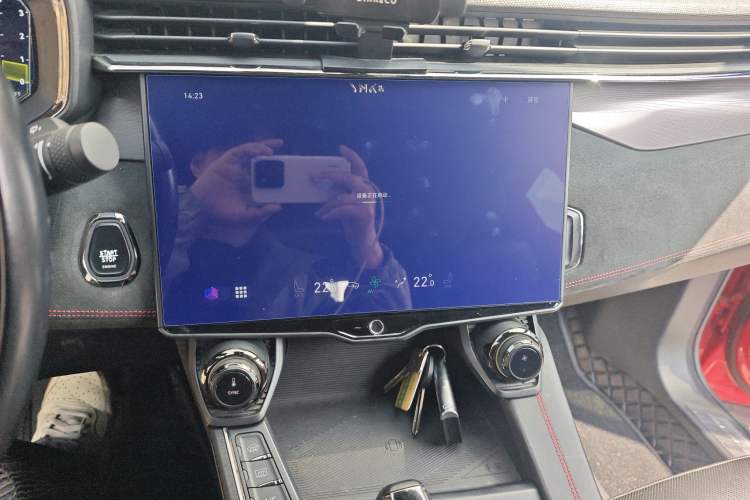 Used Lynk & Co 05 2020 2.0TD Four-Wheel Drive HypeHalo
