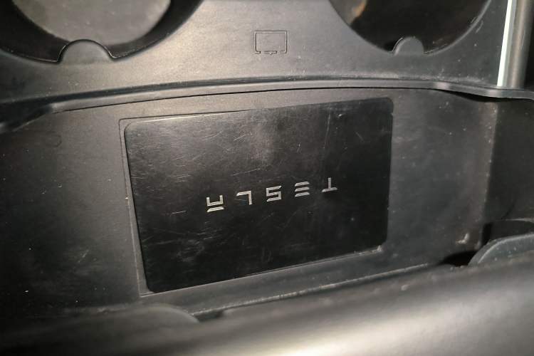Used Tesla Model Y 2022 Rear-Wheel-Drive Version