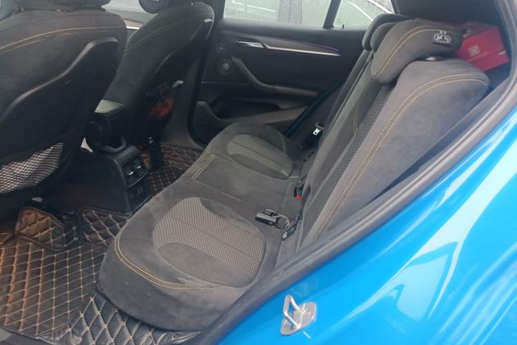 Used BMW X2 (Import) 2018 sDrive25i Luxury Model with M Off-Road Package China V Emission Standard
