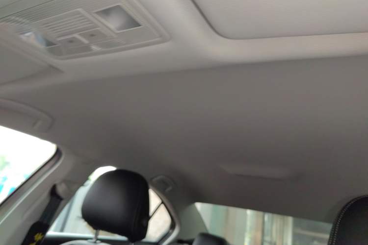 Used Volkswagen Bora 2019 Revised Version 1.5L Automatic Fashionable Style China VI Headliner