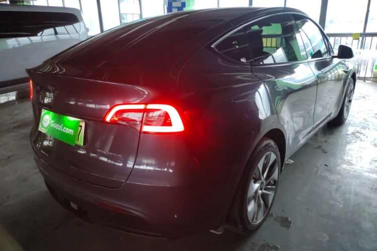 Used Tesla Model Y 2022 Long-Range All-Wheel-Drive Version Rear Right 45 Deg