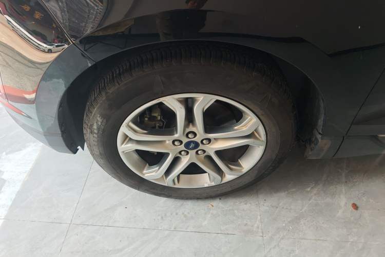 Used Ford Edge 2018 EcoBoost 245 Two-Wheel-Drive Titanium 7-Seater China V Standard
