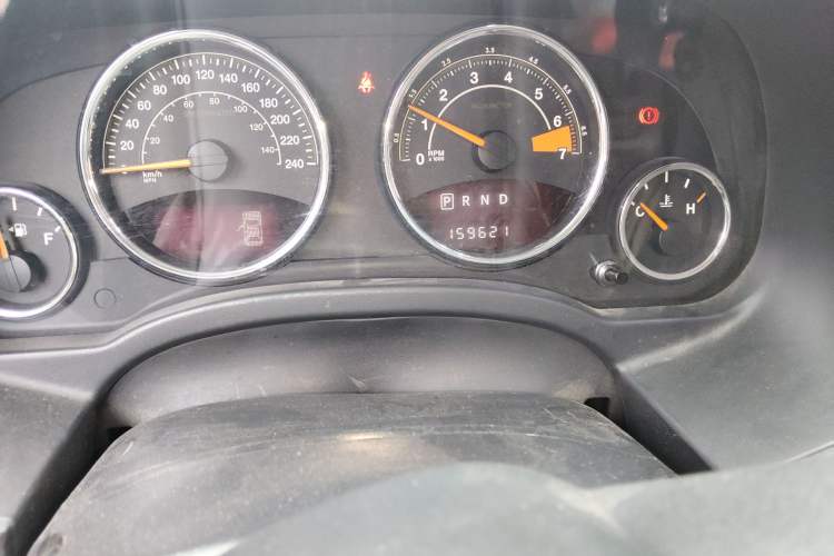 Used Jeep Compass 2014 2.4L four-wheel drive luxury version
