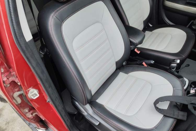 Used Great Wall M4 2015 1.5L AMT Comfort Model
