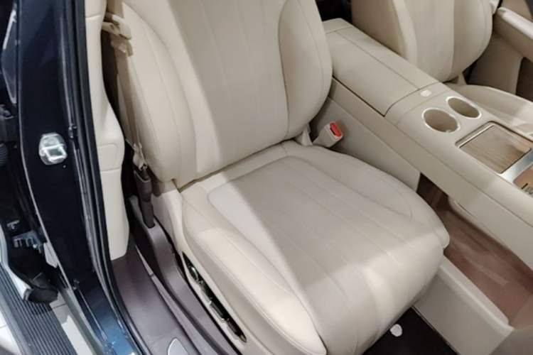 Used Hima AITO M7 2026 Model Range-Extending Max All-Wheel Drive 5-Seater Version
