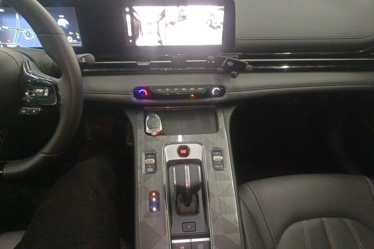 Used GAC Trumpchi EMPOW 2024 270T DCT Yingbao R-Style Edition