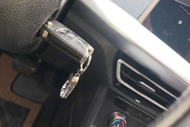 Used Volkswagen Lavida 2023 Revised 1.5L Automatic DeYi Edition Vehicle Key