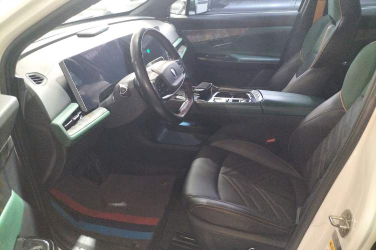 Used Changan UNI-T 2023 2nd Generation 1.5T Sport Edition Prestige Version