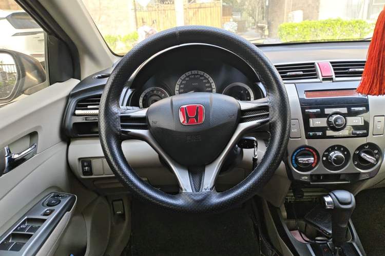 Used Honda City Classic 2012 1.5L Automatic Elite Edition Steering Wheel